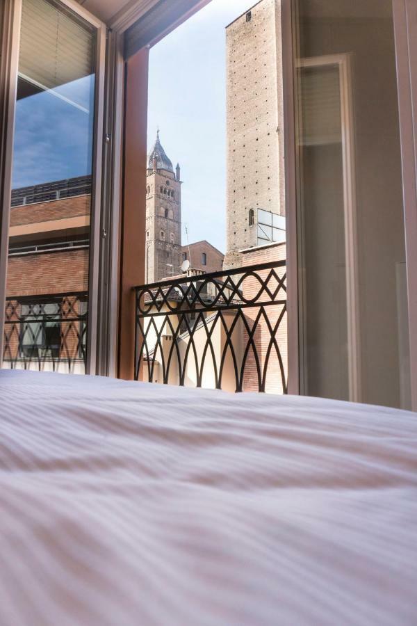 Bologna Elegance Apartment Luaran gambar